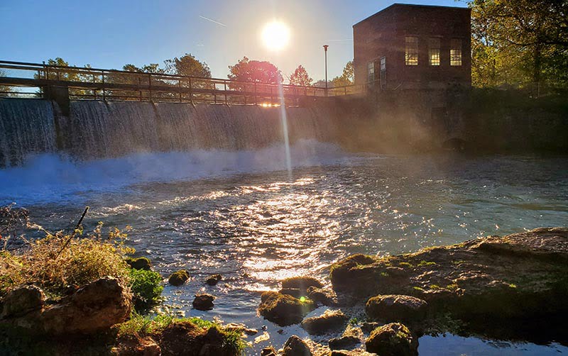 Mammoth Spring State Park