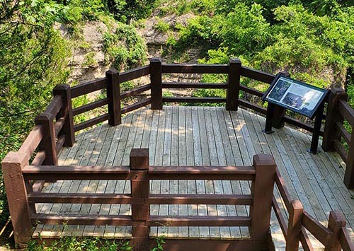 Grand Gulf Missouri State Park
