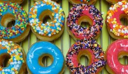 ad-donut palace
